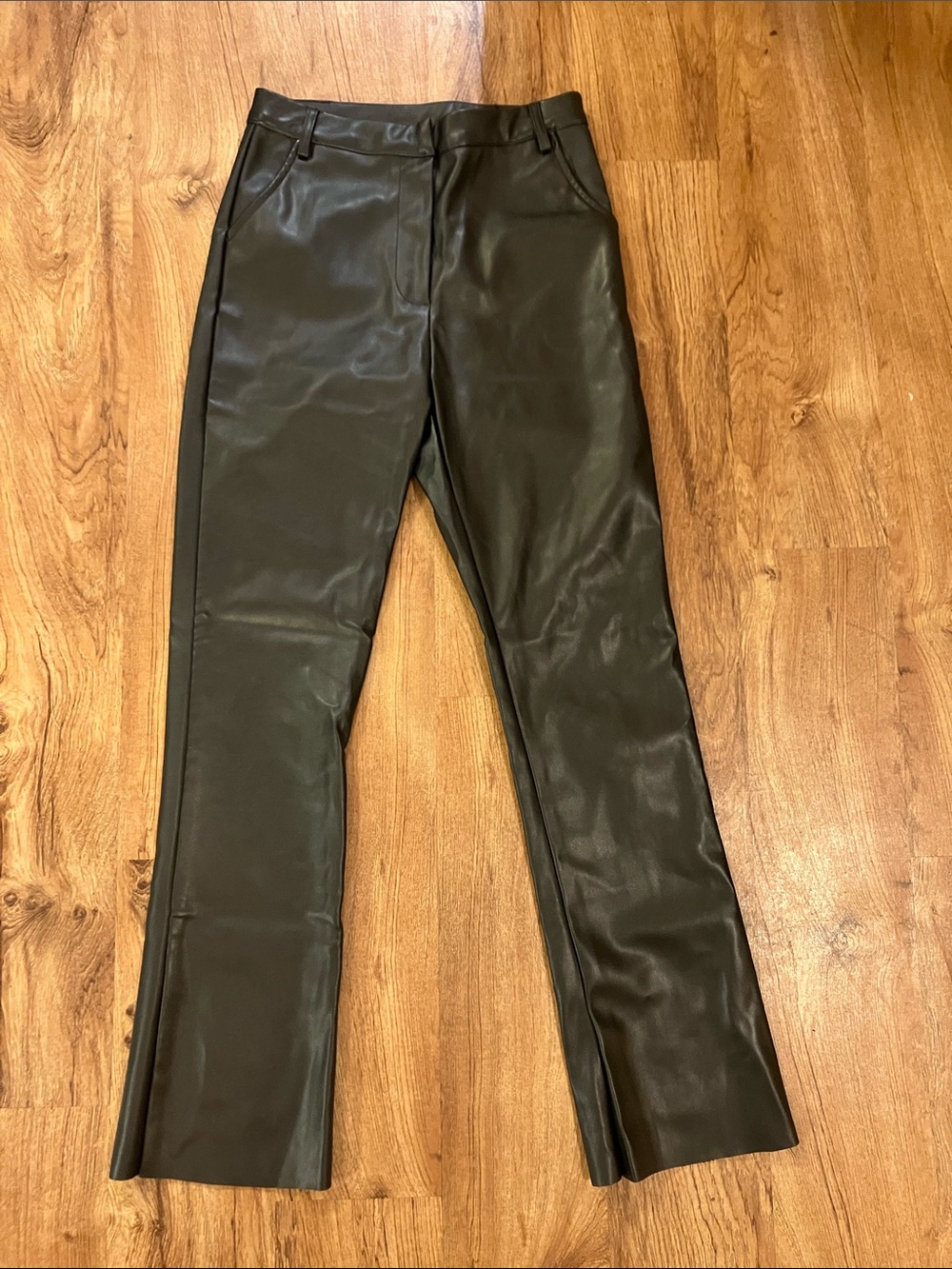 Faux Leather Straight-Leg Pants black small mob wife Italian chic
